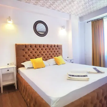 Casa Laura בית הארחה 3*