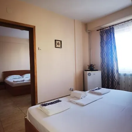 Casa Laura 3* מנגליה