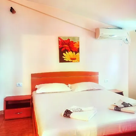 Casa Laura בית הארחה 3*