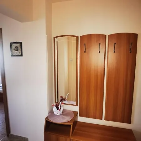 Pensionat Casa Laura 3*