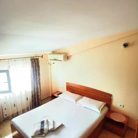 Pensionat Casa Laura 3*